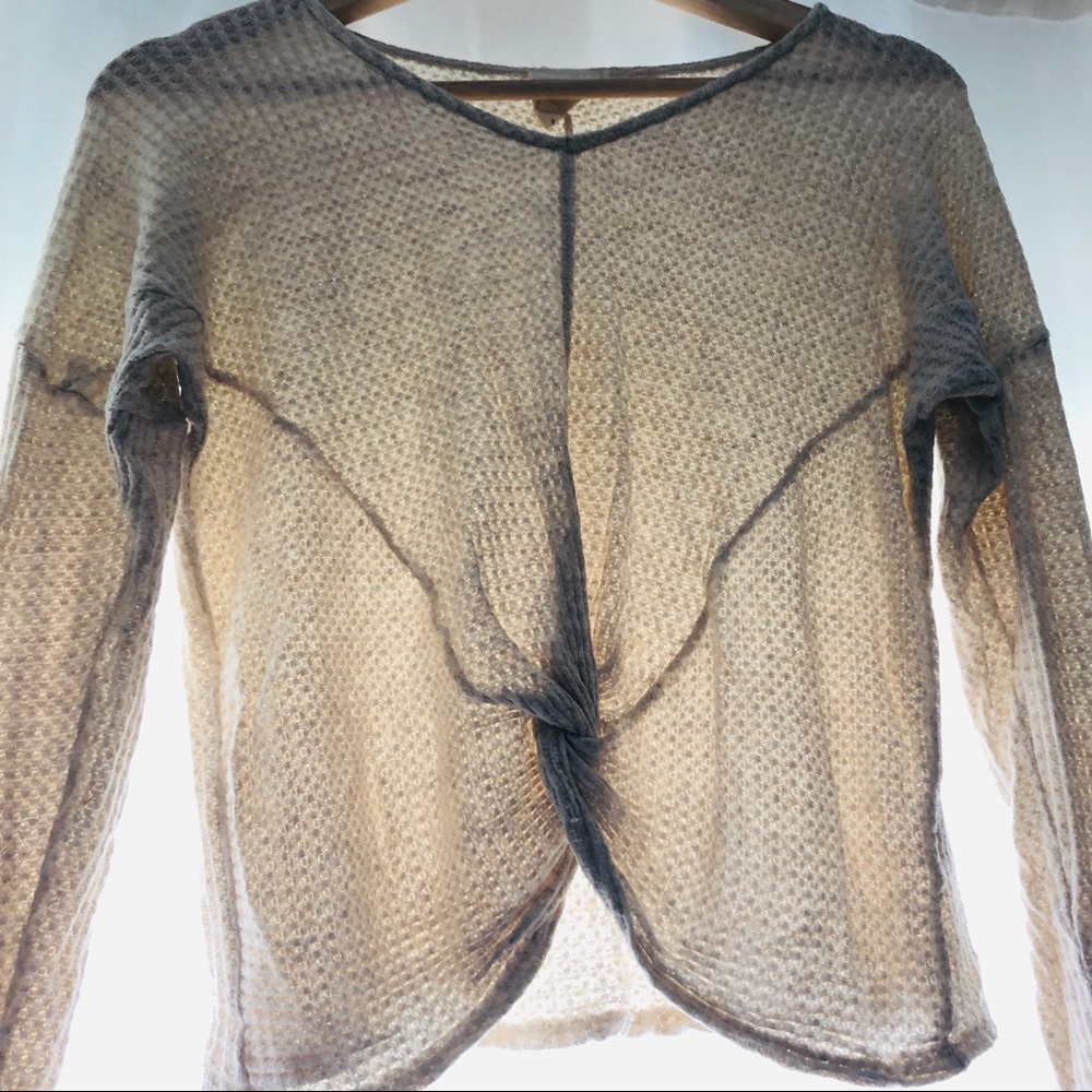 Long-Sleeve w/ Front Knot Harper Heritage Shirt - Picture 1 of 3